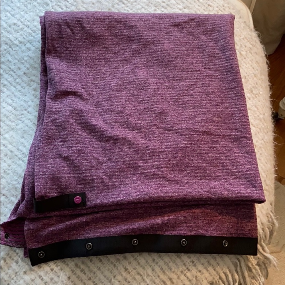 Lululemon Vinyasa Scarf